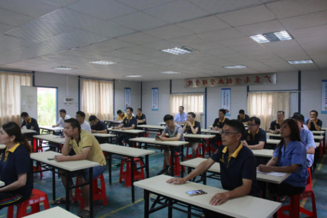 《挤压铝合金型材内控标准》培训课程在HAHA体育
顺利举办
