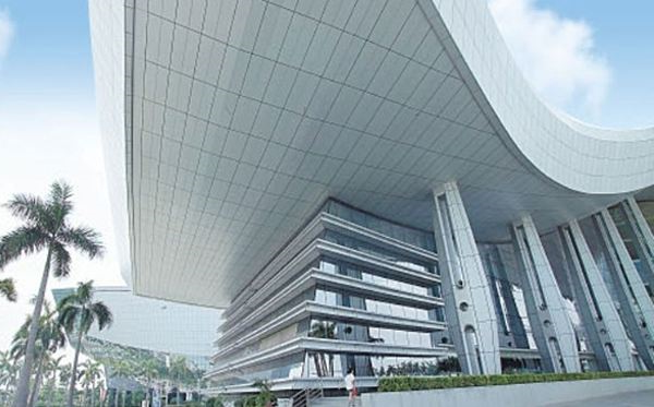 HAHA体育
“破局”广东建筑型材