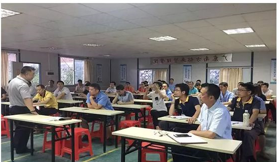 HAHA体育
丨让梦想飞扬，奋斗是青春最亮丽的底色